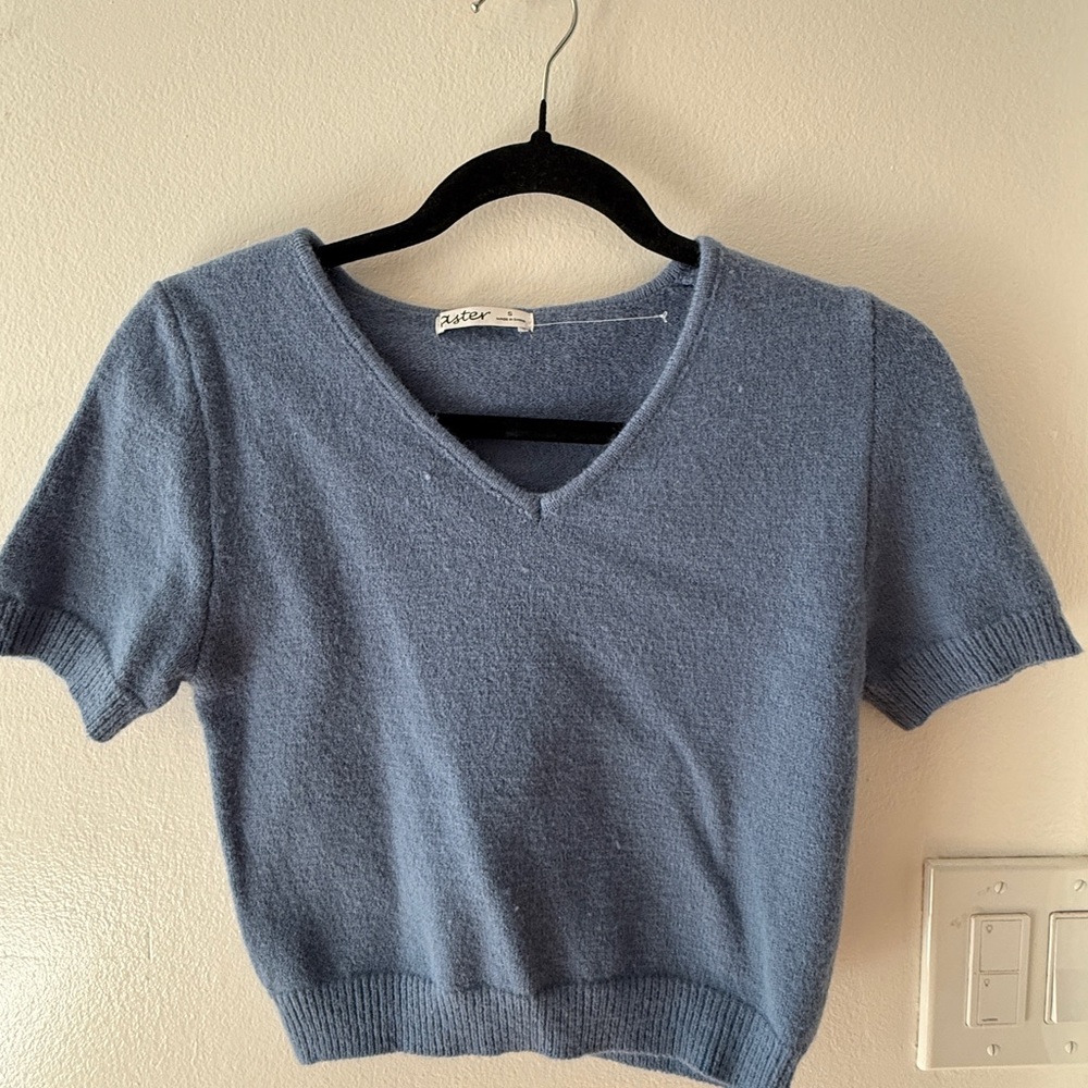 Aster Blue Short Sleeve V-Neck Sweater Top